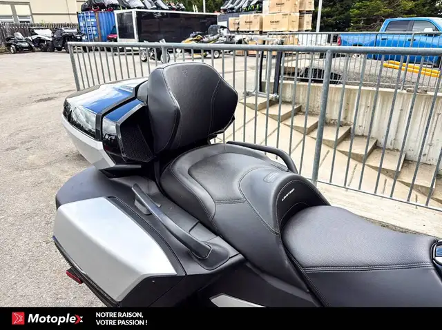 2025 CAN AM SPYDER RT LIMITED in Sport Touring in Laval / North Shore - Image 5