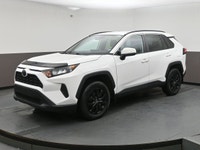 Heated seats, Apple Carplay, Keyless entry, Power group and more! Kijiji Engine: 4 Cylinder Engine 2... (image 3)