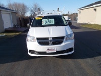 2019 Dodge Grand Caravan Cargo Van 3.6, V6, gas, auto, pw, pl, air, radio 176,000km, new MVI, comes... (image 2)