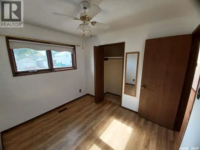 113 5th AVENUE Gravelbourg, Saskatchewan in Houses for Sale in Moose Jaw - Image 16