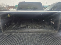 Perfect Auto CLEAN CARFAX - XTR PKG - 5.O L GAS - 4X4 - PANORAMIC SUN ROOF - NAVIGATION - BACK UP CA... (image 5)