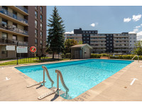 95 Notch Hill Lease Now & Get 3 Months FREE Parking! Open House: Every Tuesday from 1:00 - 3:00 PMYo... (image 1)