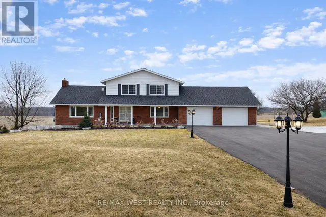 2219 COUNTY ROAD 42 Clearview, Ontario in Houses for Sale in Oakville / Halton Region - Image 26