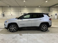 Meet the 2024 Jeep Compass Limited 4x4 | Leather Seats, offered by Haldimand Motors Ltd. in Cayuga.... (image 9)