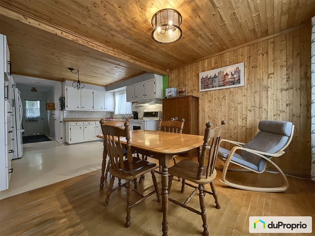 $185,000 - 2 Storey for sale in Thetford Mines — photo 2