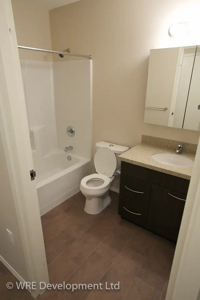 15/20 Innsbruck Village: Incredible Property - Brand New Build!! in Long Term Rentals in Winnipeg - Image 25