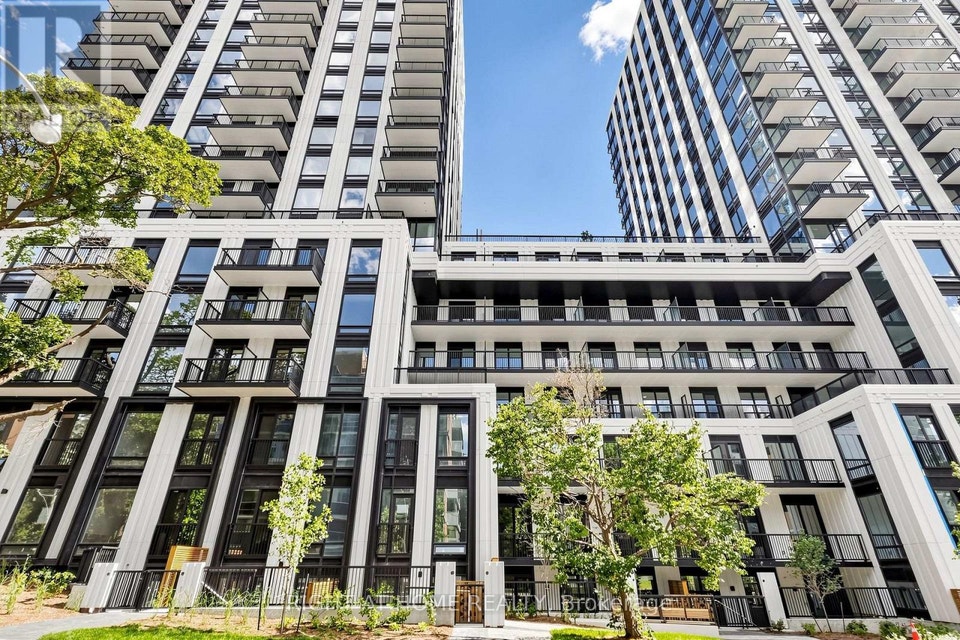 536 - 91 MONTCLAIR AVENUE Toronto (Forest Hill South), Ontario 2