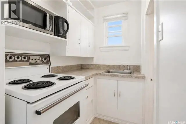 610 Albert AVENUE Saskatoon, Saskatchewan in Houses for Sale in Saskatoon - Image 23