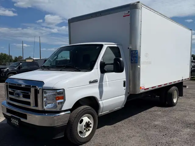 2022 Ford E-Series 16 Foot Cube, Accident Free, Only 76,000 Kms!
