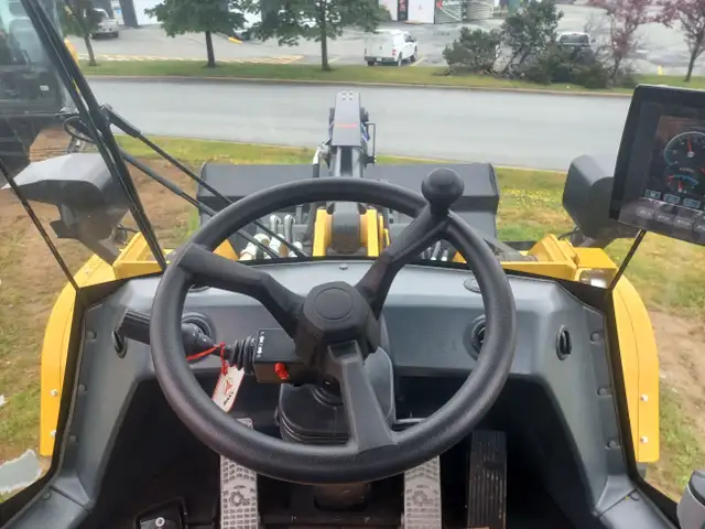 SANY SW305K WHEEL LOADER in Heavy Equipment in Dartmouth - Image 9