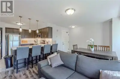 34 BROCK Street Unit# 404 Woodstock, Ontario