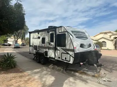 APPLY NOW: https://www.ridecollective.ca/get-pre-approved The 2021 WINNEBAGO MICRO MINNIE 2100BH 21F...