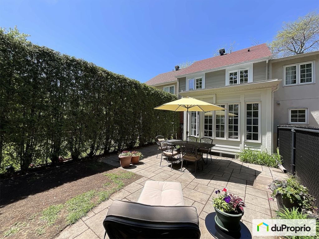 $629,000 - Townhouse for sale in Ste-Rose — photo 2