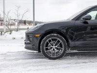 Finished In Jet Black Metallic With Matching Leather, Premium Plus Package, 20&Quot; Macan S Wheels,... (image 4)