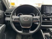 Electronic on-demand All-Wheel Drive (AWD-i) Interior Luxury: Includes leather upholstery, a heated... (image 5)