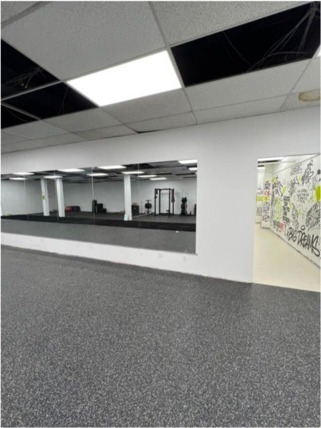 3,560 sqft private industrial warehouse for rent in Scarborough Commercial & Office Space for