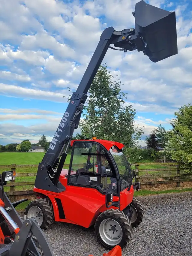 NEW EVERUN TELESCOPIC FORKLIFT WHEEL LOADER ERT1500 in Heavy Equipment Parts & Accessories in Prince Albert - Image 4