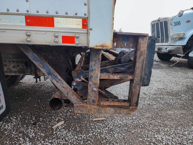 2016 Waltco EM25 Single Cylinder Lift Gate - Stock #: HI-0836-5 in Heavy Equipment Parts & Accessories in Hamilton - Image 4
