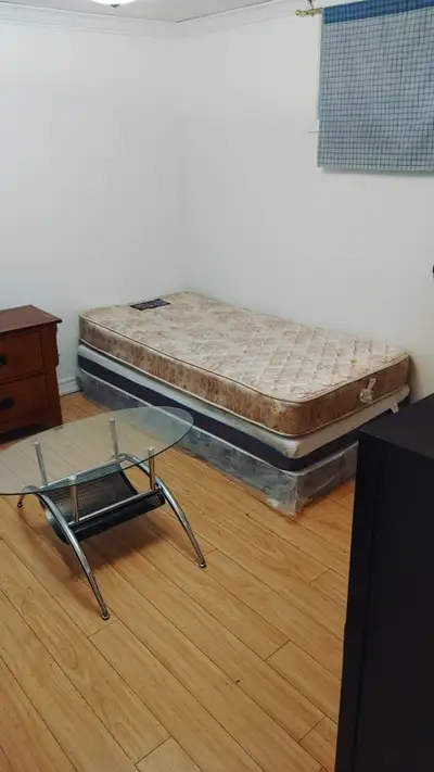 Furnished 1 Bedroom For Rent!