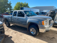 Parting out 2009 GMC 2500HD 4x4 180k