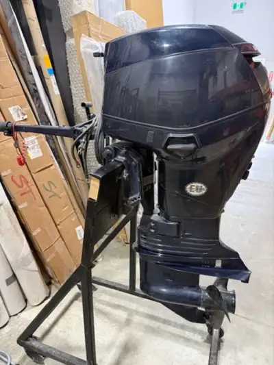 2007 Evinrude Etec. 40hp, low emission 2 stroke. Long (20 inch) shaft. Tiller with electric start. ....