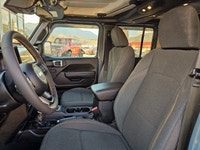 2024 Jeep Gladiator Nighthawk | No Accidents | One Owner | Heated Seats | Back up Camera | Heated St... (image 8)