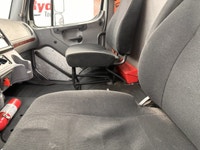 2019 Freightliner M2 106 Ryder Stock ID: 783320 Transmission Type/Speed: AUTO 6 Engine: DIESEL L9'17... (image 8)