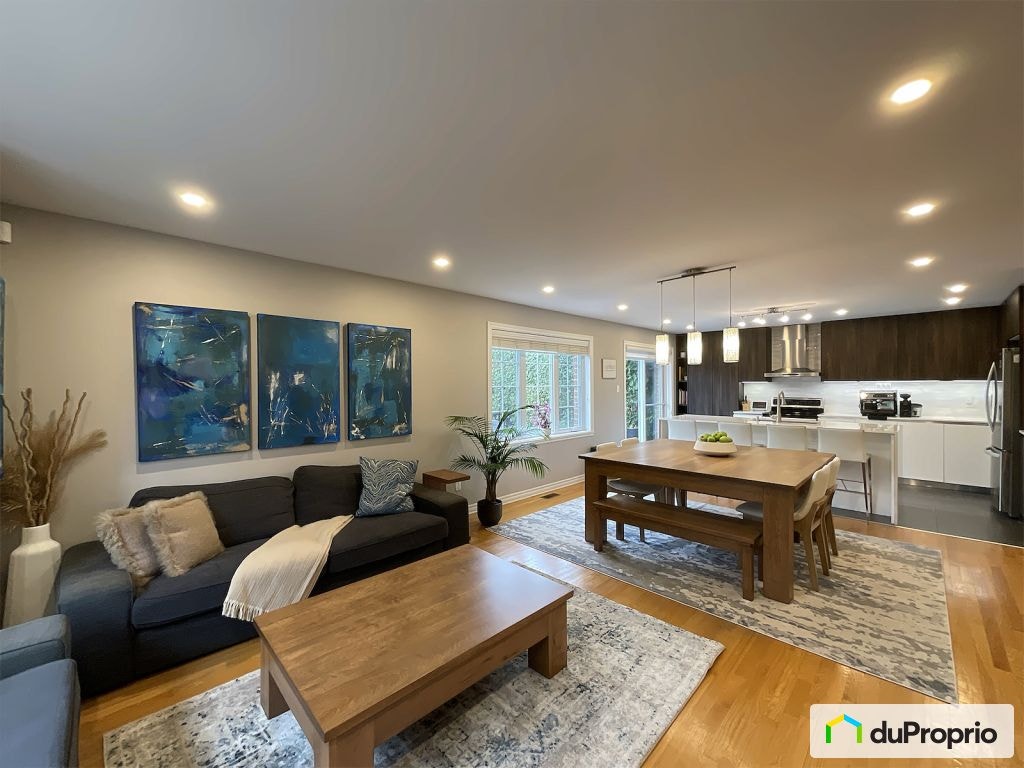 $1,099,999 - Townhouse for sale in St-Laurent — photo 1