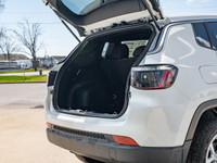 | PREVIOUS DEALER DEMO | Get ready to explore with confidence in the 2025 Jeep Compass Sport 4x4 a c... (image 7)