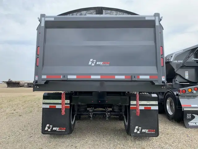 2026 NEUSTAR Tridem End Dump Trailer in Heavy Trucks in Regina - Image 5