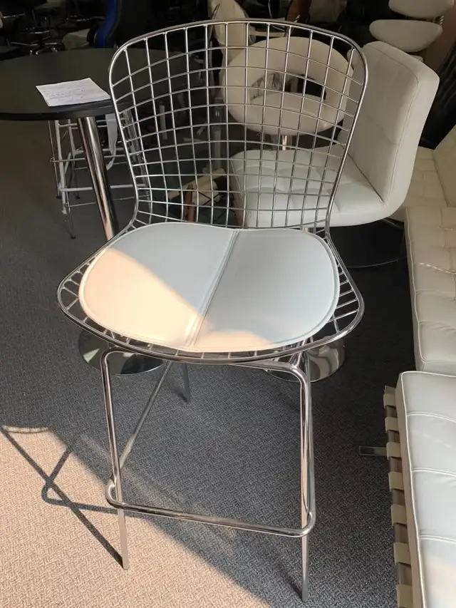 Harry Bertoia Bar and Counter Stool Chromed Wire Frame Bar stool ...
