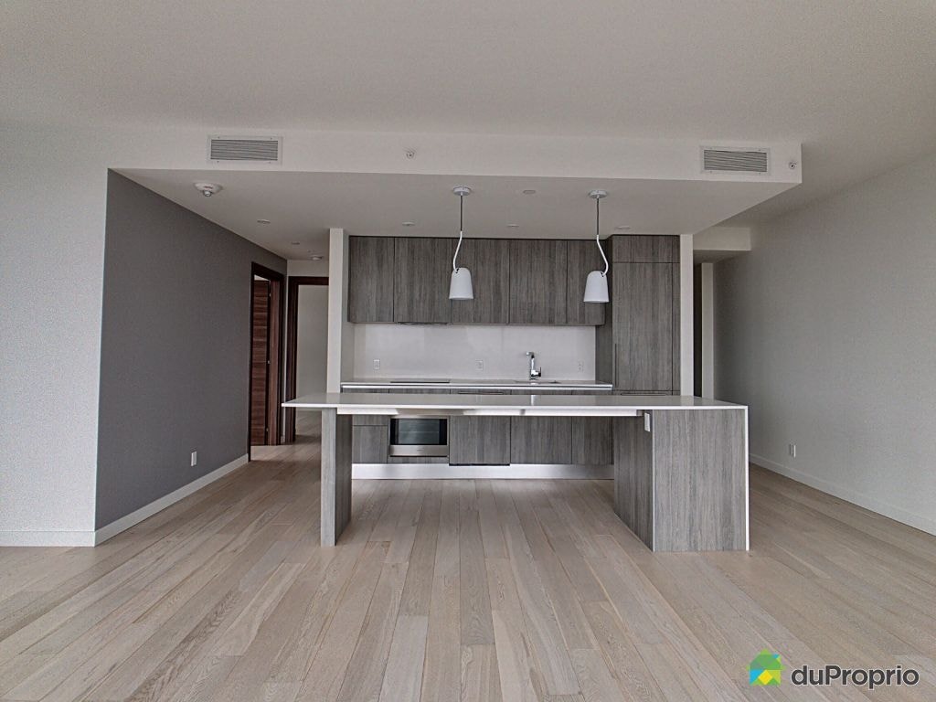 $757,000 - Condominium in Ville-Marie (downtown, old Mtl) — photo 2