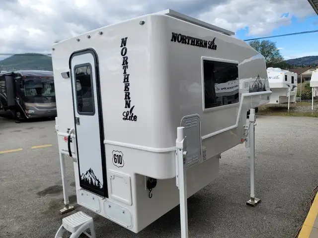 2025 Northern Lite 610 Half-Ton Camper in Travel Trailers & Campers in Penticton - Image 6