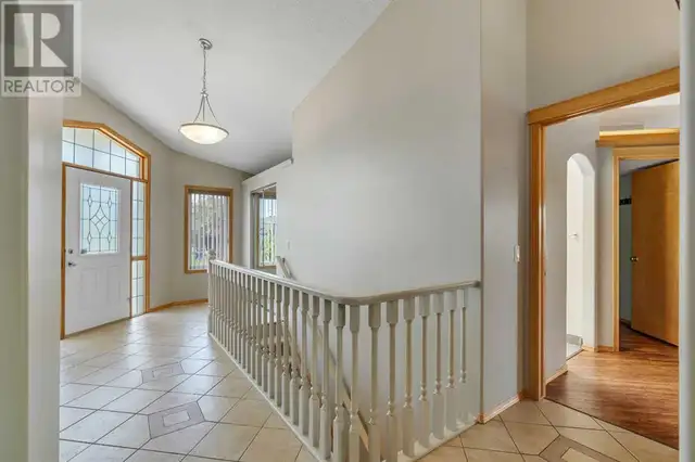 106 Thornbird Way SE Airdrie, Alberta62854410344578124