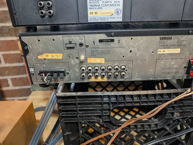 Yamaha natural sound stereo receiver/  cassette deck. in Stereo Systems & Home Theatre in Markham / York Region - Image 10