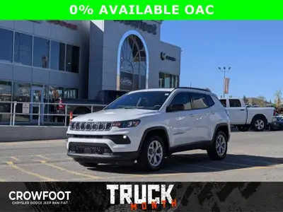 This Jeep Compass has a durable Intercooled Turbo Regular Unleaded I-4 2.0 L/122 engine powering thi...