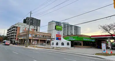 Treatment Room Rent : Naturopathic doctor RMT Acupuncturist Chiropractor Osteopathic therapist Psych...