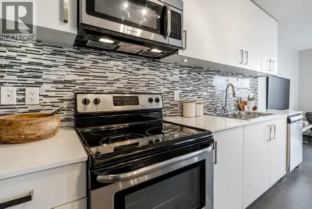 1011 66 CORDOVA STREET Vancouver, British Columbia in Long Term Rentals in Vancouver - Image 13