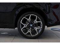 2024 BMW X2 xDrive28i 2.0L 4-Cylinder DOHC 16V TwinPower Turbo AWD 7-Speed Automatic EXTERIOR - BLAC... (image 6)