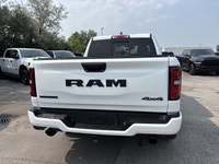 Clean Car Fax--Ram 1500--Big Horn--4x4--Crew Cab--Night Edition--Bucket Seats--Heated Seats--Heated... (image 5)