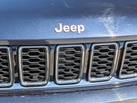 Memory Seat - Heated Seats Powerful 3.6L V-6 engine with 4x4 capability - Premium audio system with... (image 7)