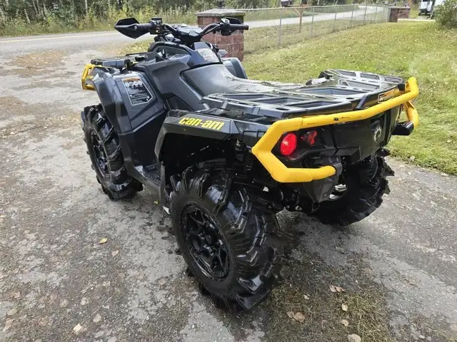 2023 CAN-AM OUTLANDER 1000 XT-P-BLACK! in ATVs in Sudbury - Image 7