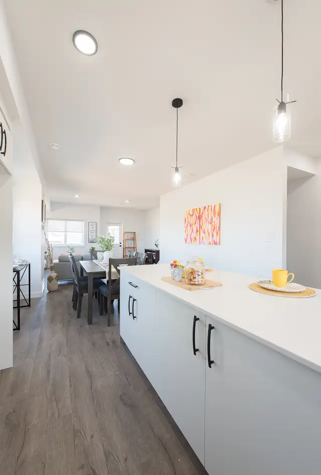 Breeze On Maple Way - Townhome House for Rent in Long Term Rentals in Edmonton - Image 17