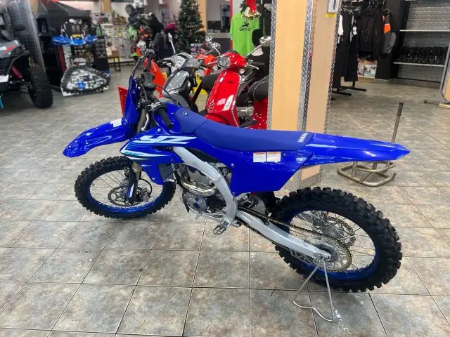 2025 YAMAHA YZ250F in Dirt Bikes & Motocross in Saguenay - Image 16