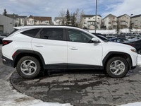 Crowfoot Hyundai, AMVIC Licensed Dealer Mileage: 84,957 km Accident History: No accidents Discover r... (image 4)