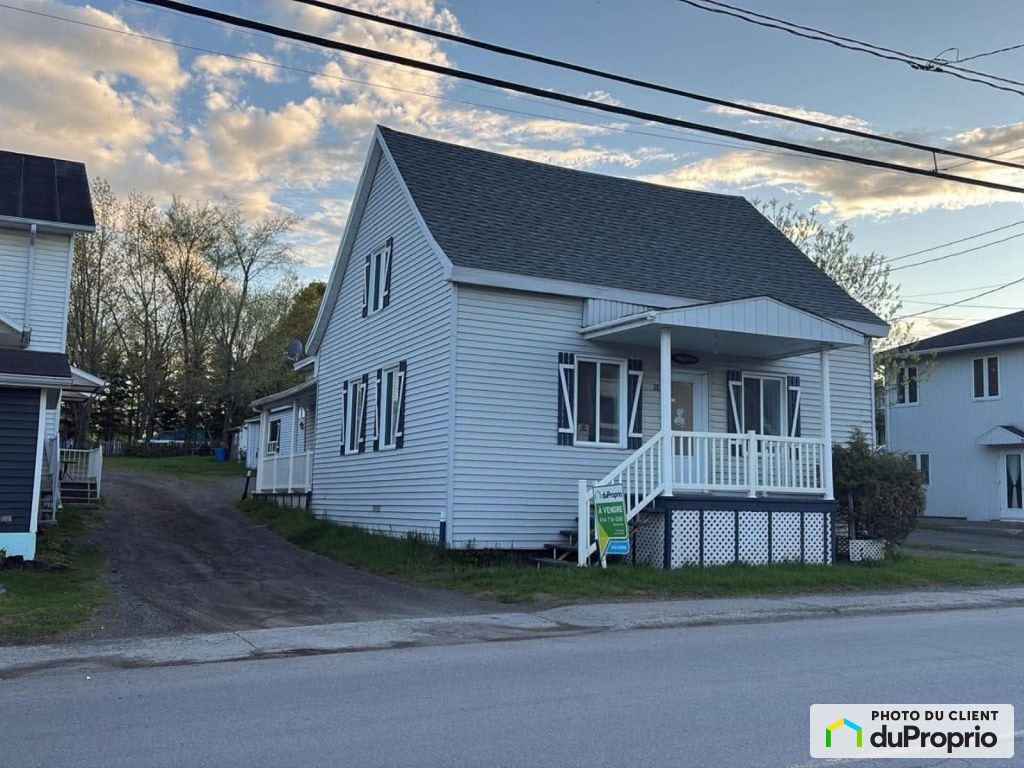 $139,900 - 2 Storey for sale in St-Pamphile — photo 1
