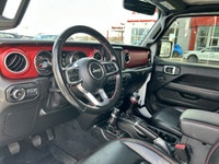 Dominate any terrain with this formidable 2021 Jeep Wrangler Unlimited Rubicon. Crafted for extreme... (image 9)