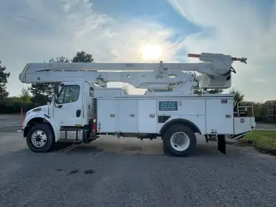 2014 Freightliner Altec AN55 Bucket Truck 2014 Freightliner M2 106 6.7L Diesel Automatic 113,000 mil...