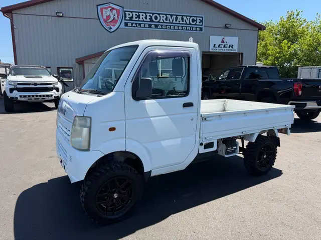 2004 Suzuki Carry in Cars & Trucks in Belleville - Image 4