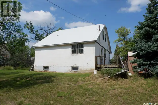 401 6th AVENUE W Assiniboia, Saskatchewan in Houses for Sale in Moose Jaw - Image 29